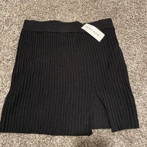 NWT black skirt